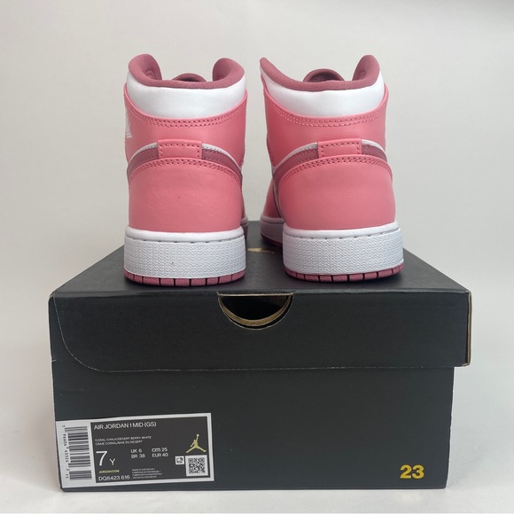 Nike Air Jordan 1 Retro Mid GS “Valentine’s Day/Coral Chalk” 2023 - Picture 4 of 4